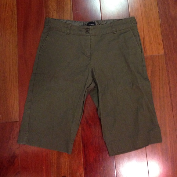 Green khaki shorts