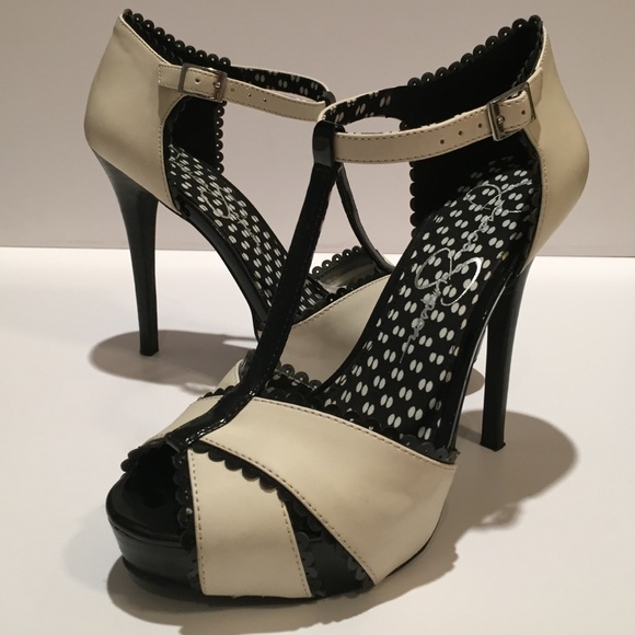 White and black platform heels - Picture 2 of 3
