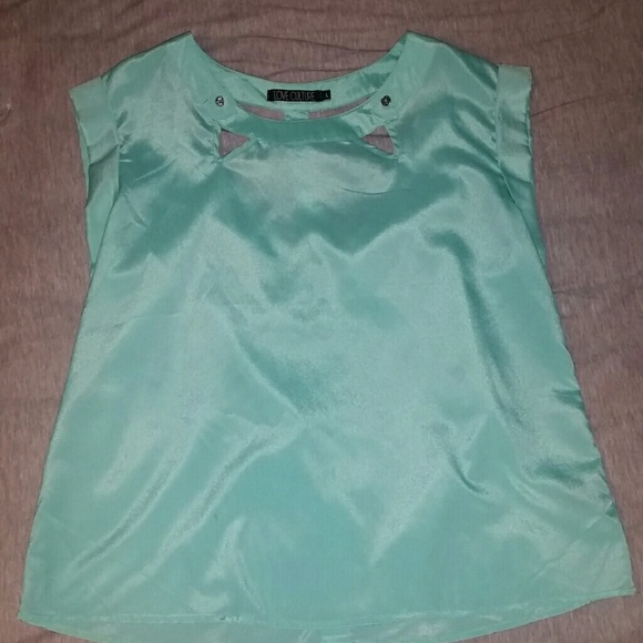 Aqua Short Sleeve Blouse