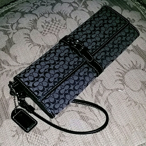 Coach Classic Black Leather Wristlet