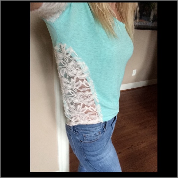 SOLD - Picture 3 of 4