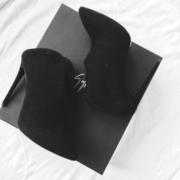 Giuseppe Zanotti heels! - Picture 3 of 4