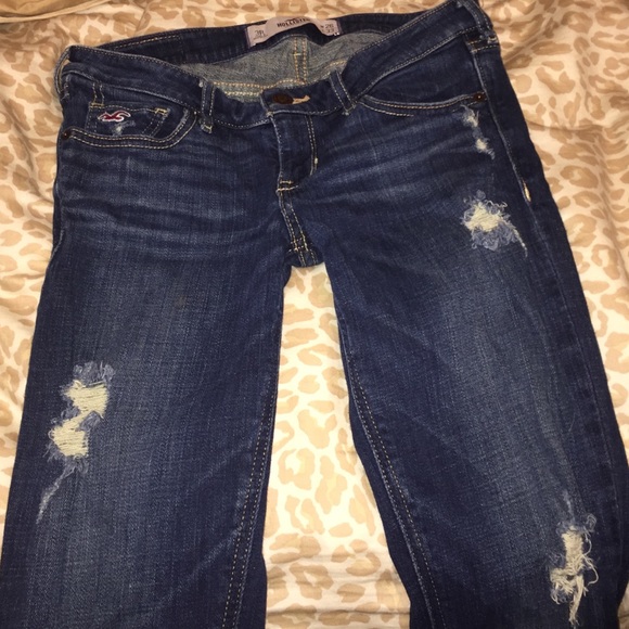 Distressed Denim Hollister Jeans - Picture 4 of 4