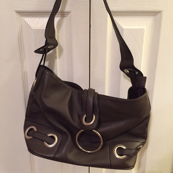 Leather shoulder bag