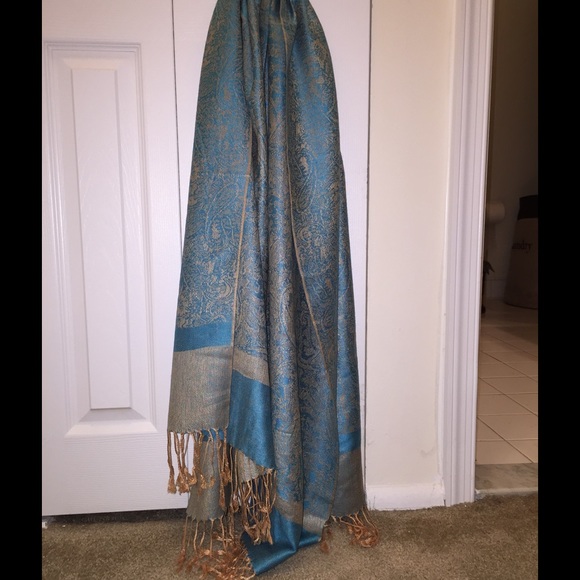 Shawl
