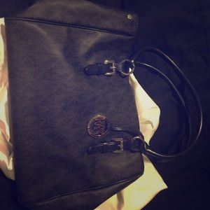 Michael Khors black purse