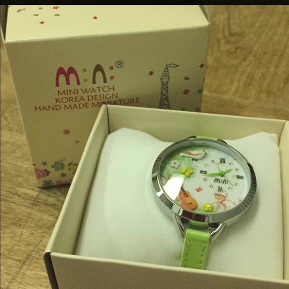 Accessories - 💝1.99$ shipping 🤓Mini Watch Korean Watch
