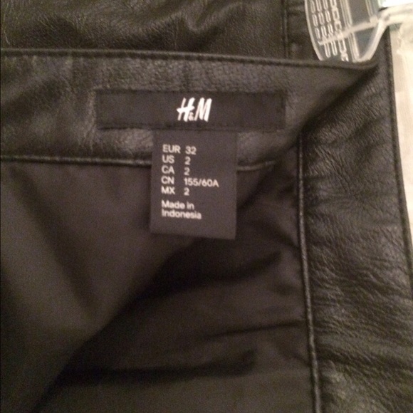 Black leather H&M skirt