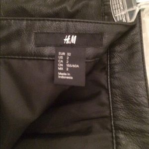 Black leather H&M skirt