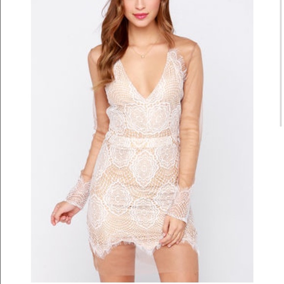 Lulus tan ivory laceNWT (love and lemons lookalike