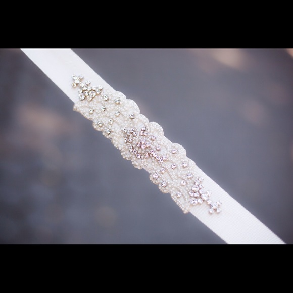 La Sposa Fanal wedding dress in color “Oyster” - Picture 7 of 8