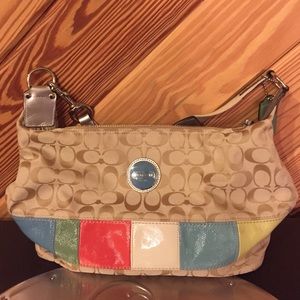 Perfect purse for spring!!