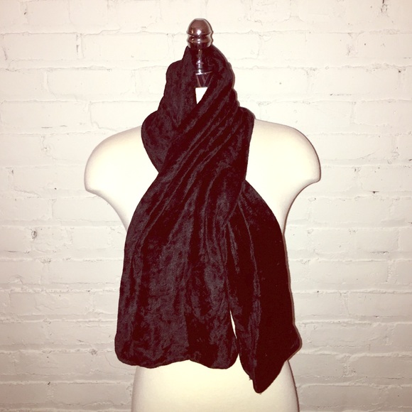 Black Crushed Velvet Scarf!