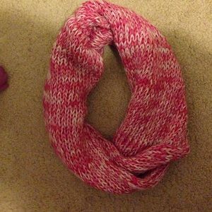 Chunky Infiniti  yarn scarf
