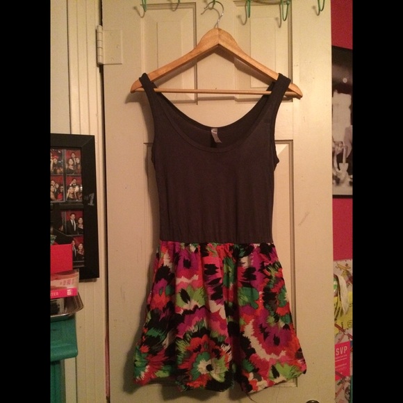 LUSH floral dress🌸 - Picture 1 of 3