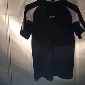 🌑Black Athletic Nike Shirt🌑