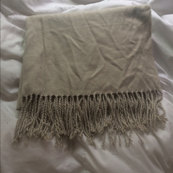 Scarf - Picture 1 of 1