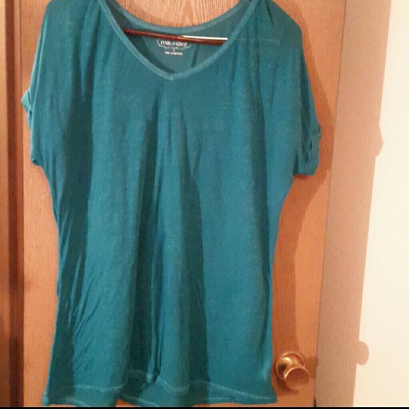 Maurices shirt