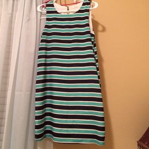 Everly green/navy shift dress