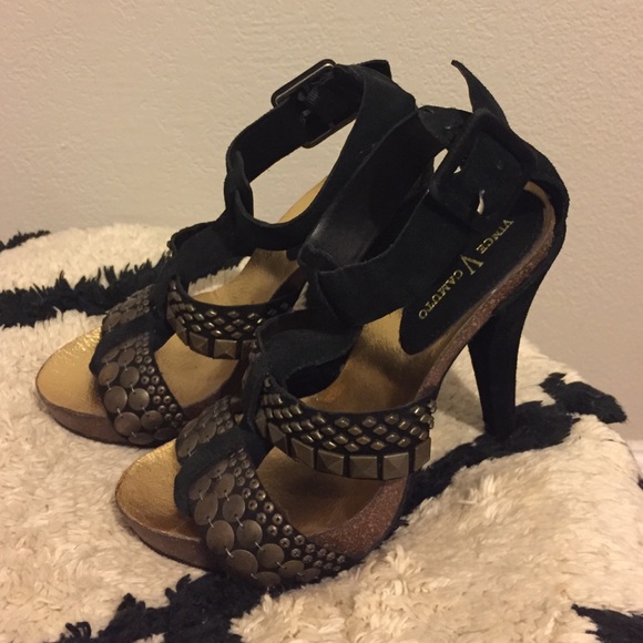 Vince Camuto T Stap Studded Pumps - Picture 2 of 4