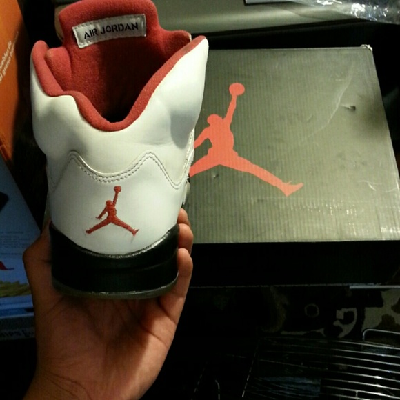 Fire red 5's - Picture 3 of 4