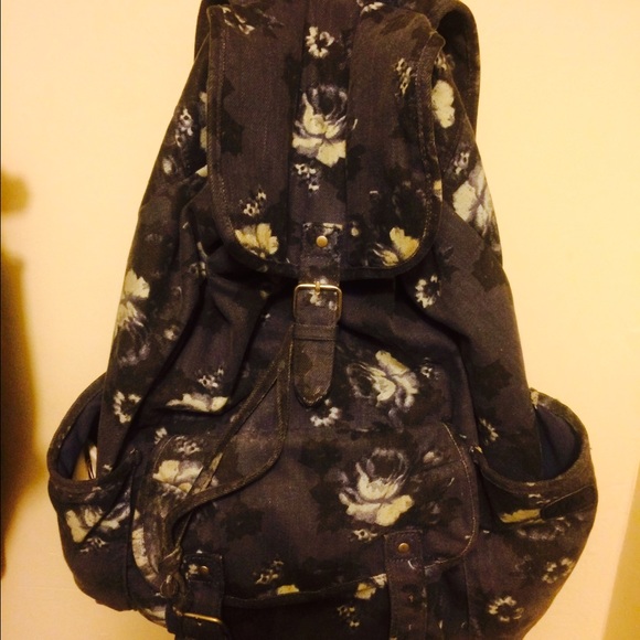 Book bag - Picture 3 of 3
