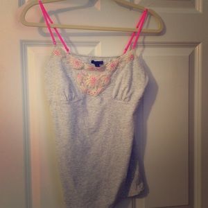 📍AE tank top with pink detail