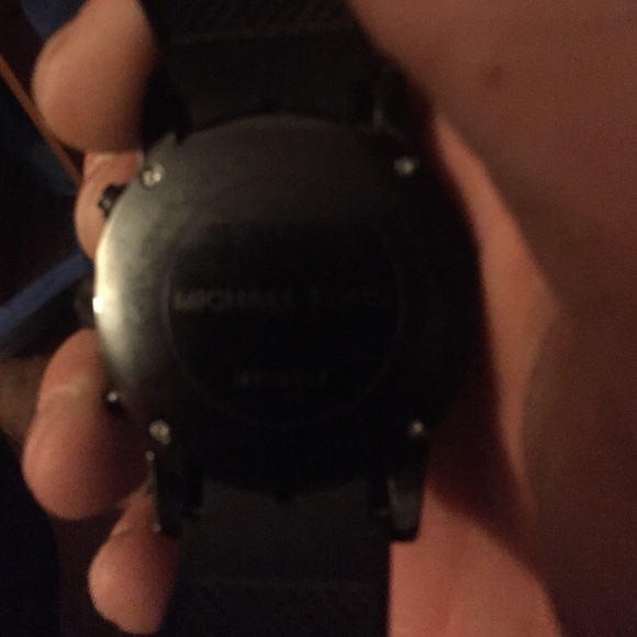 MK watch - Picture 2 of 4