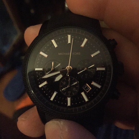 MK watch - Picture 4 of 4