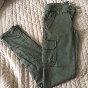 American Eagle Outfitters size 4 stretch straight