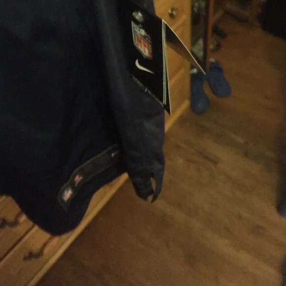 Seahawks #3 Russell Wilson - Picture 3 of 4