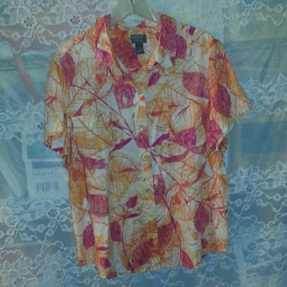Chicos Additions   size 3 shirt