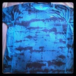 Nike Mens running tee