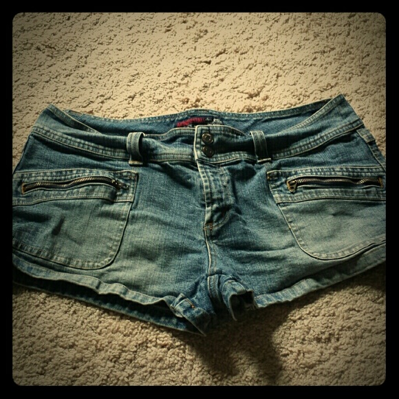 Aeropostale Jean shorts, size 11/12