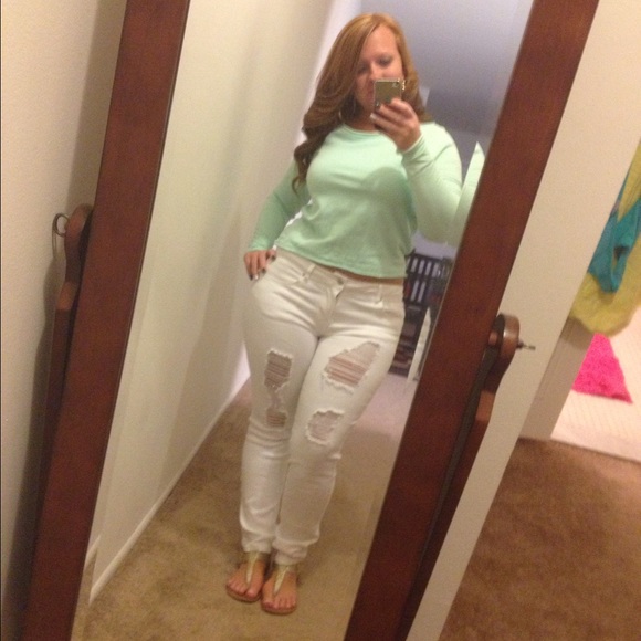 H&M Tops - H&M Green Crop Sweatshirt Size 8