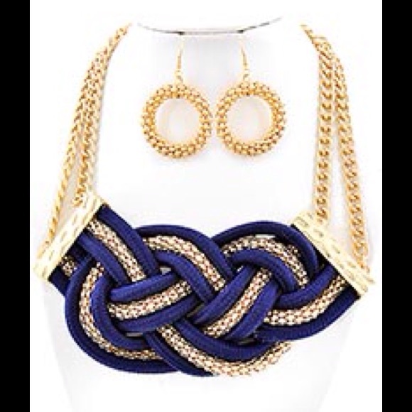 Mesh Knot Necklace Set