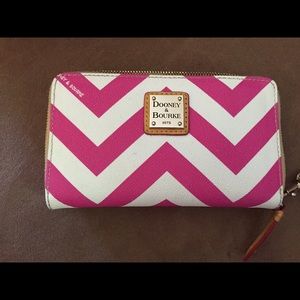 Dooney and Bourke wristlet