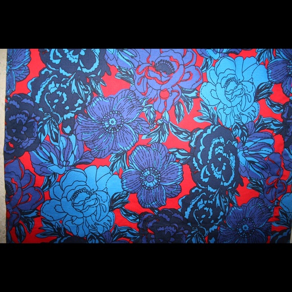 Ann Taylor rose print skirt - Picture 2 of 2