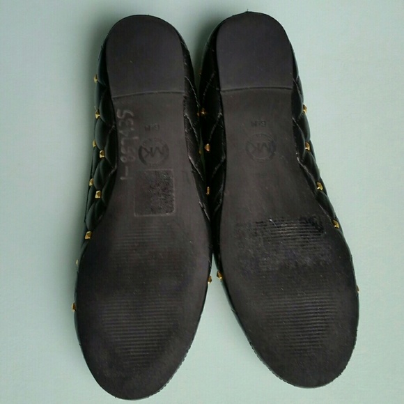 👡 Sold in bundle 👡 Michael Kors Quilted Flats - Picture 3 of 4