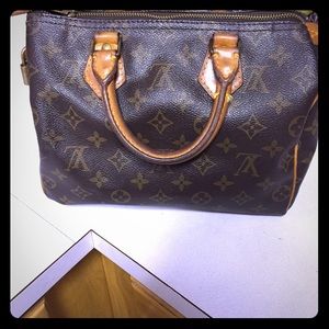 authentic vintage Louis Vuitton speedy 25
