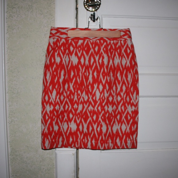 Ann Taylor Aztec print skirt - Picture 1 of 2