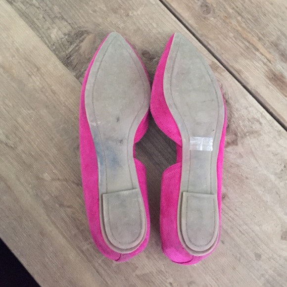 Pointed Toe Flats - Picture 2 of 4