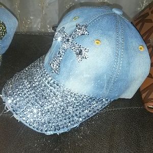 Blingy cross cap