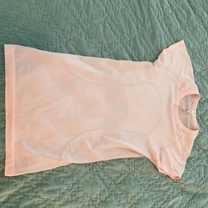 Lululemon Short sleeve Swiftly