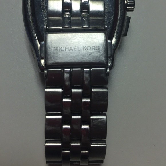 Mother of Pearl Michael Kors MK5053 Stainless Steel Qtz Watch $425 - Picture 3 of 5