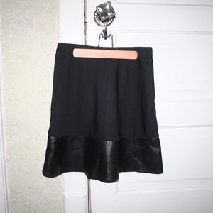 Ann Taylor fluted skirt