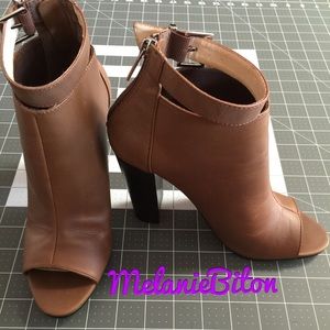 HP🎉Leather open toe booties s: 8 never been worn