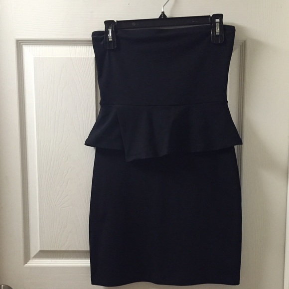 Susana Monaco strapless black peplum dress
