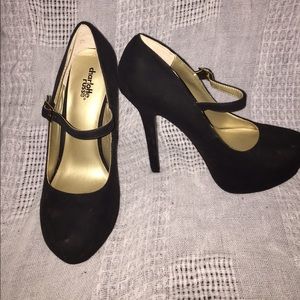 6" Suede MaryJane Pumps