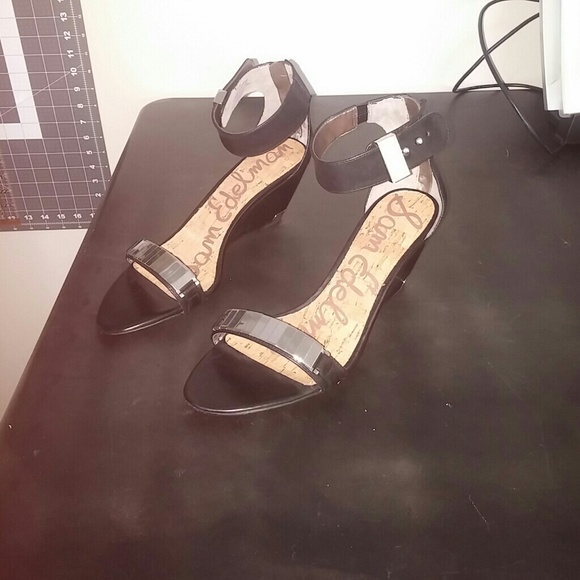 Brand new Sam Edelman Serena Wedges